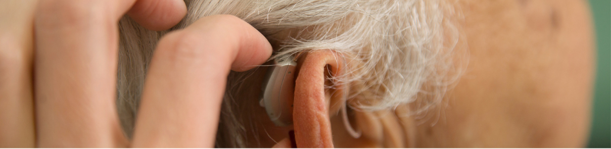 prótese auditiva