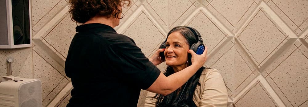 exame de Acufenometria para avaliar zumbido